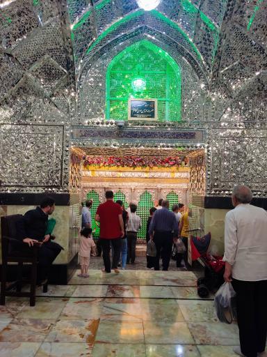 مرقد مطهر حضرت حمزه بن موسی الکاظم