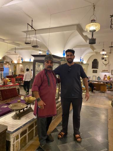 چایخانه هزاردستان