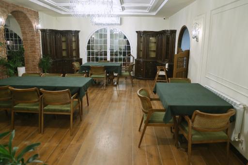 عکس باغ رستوران میثم خان