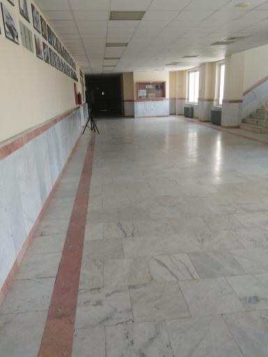 عکس دانشگاه آزاد اسلامی واحد هریس