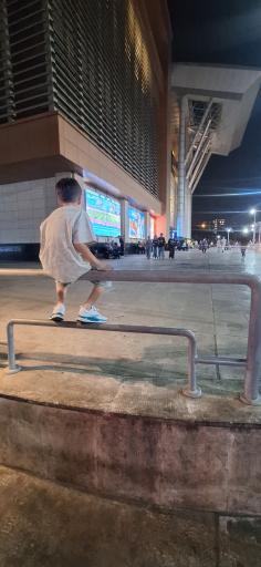 عکس مرکز خرید مگامال