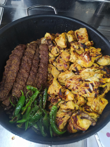 عکس کبابی گلپایگان و‌ بریانی اصفهان