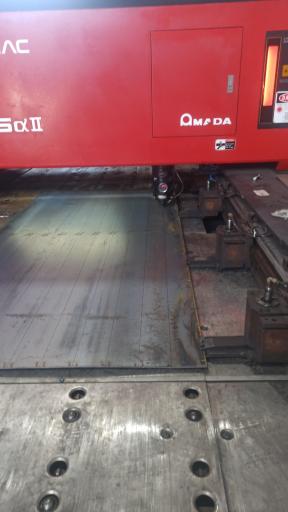 عکس برش لیزر فلزات البرز