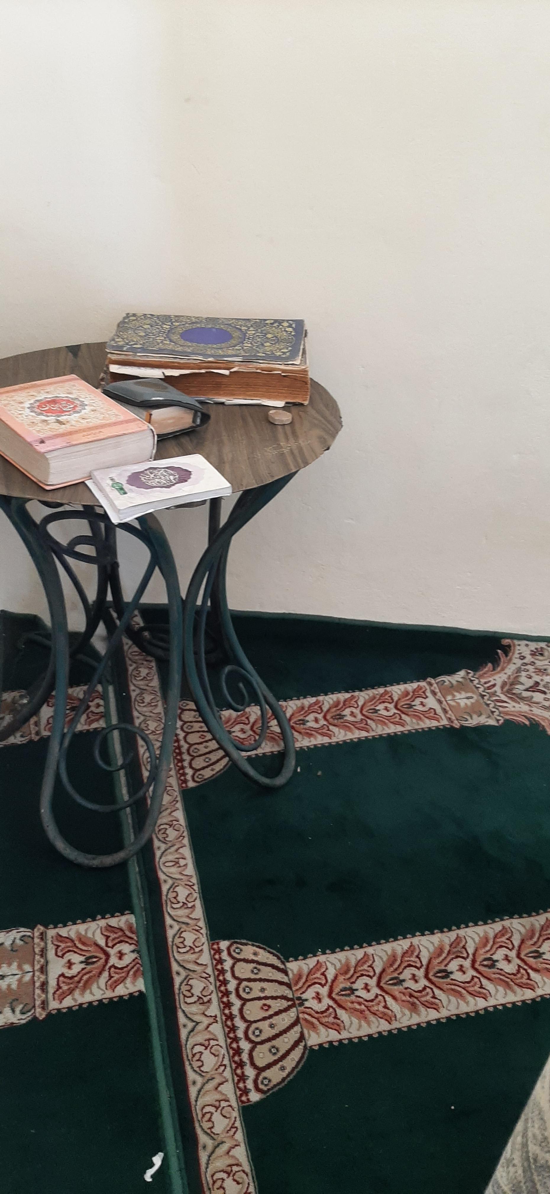 عکس پمپ بنزین مفیدی