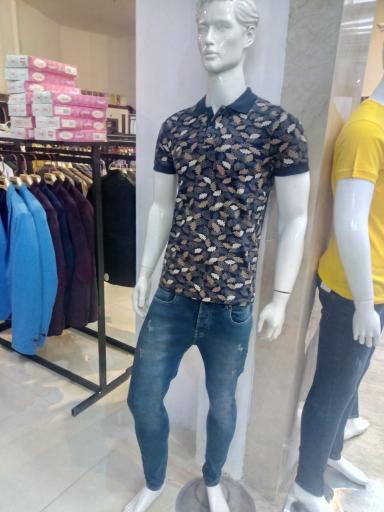 عکس فروشگاه لباس استانبول