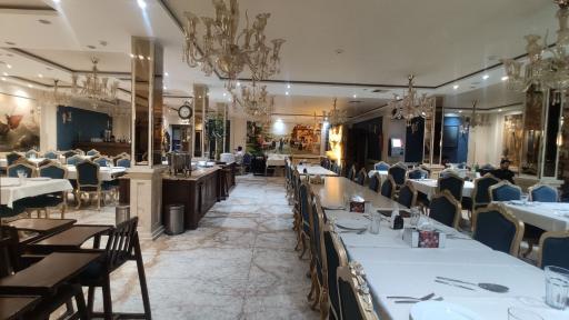 عکس رستوران راستگو