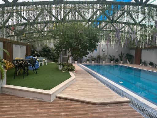 عکس استخر کودک نمو