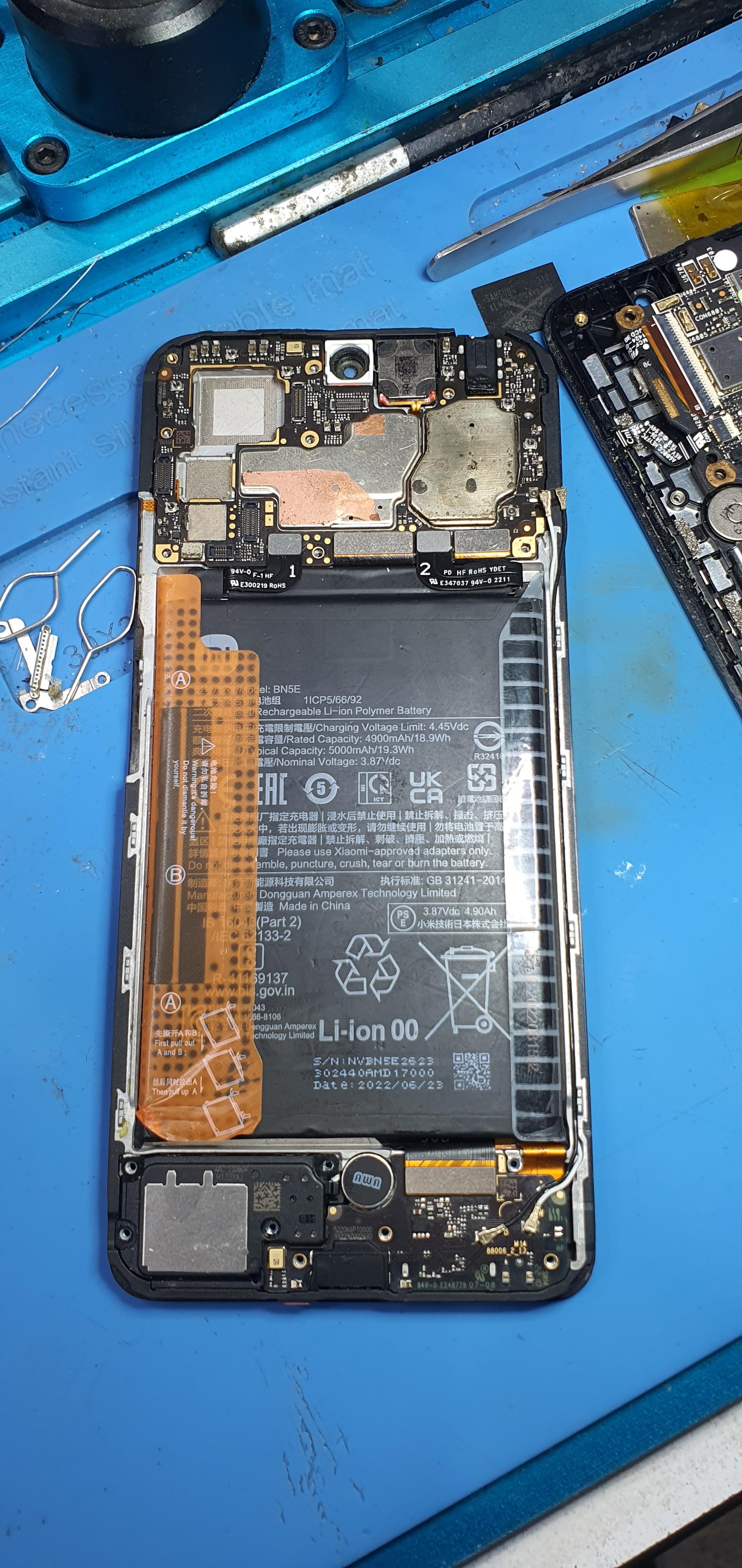 عکس موبایل گاندی