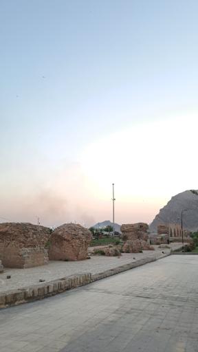 عکس پل شکسته (پل شاپوری)