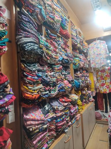 پوشاک زنانه تایلندی آزادگان