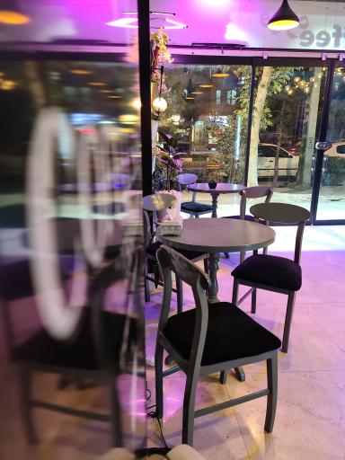 عکس کافه تی تی 