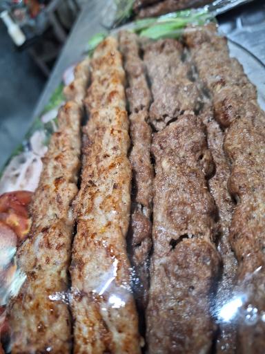 عکس رستوران کبابی باباطاهر
