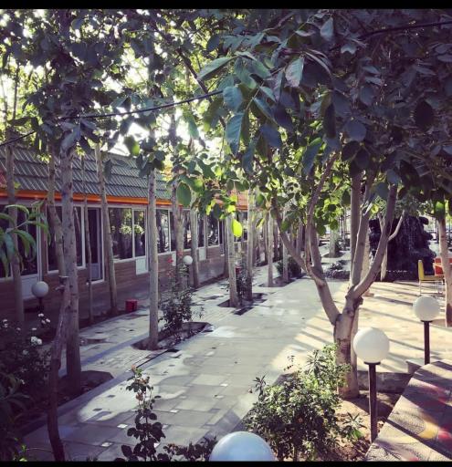 عکس رستوران شاهین