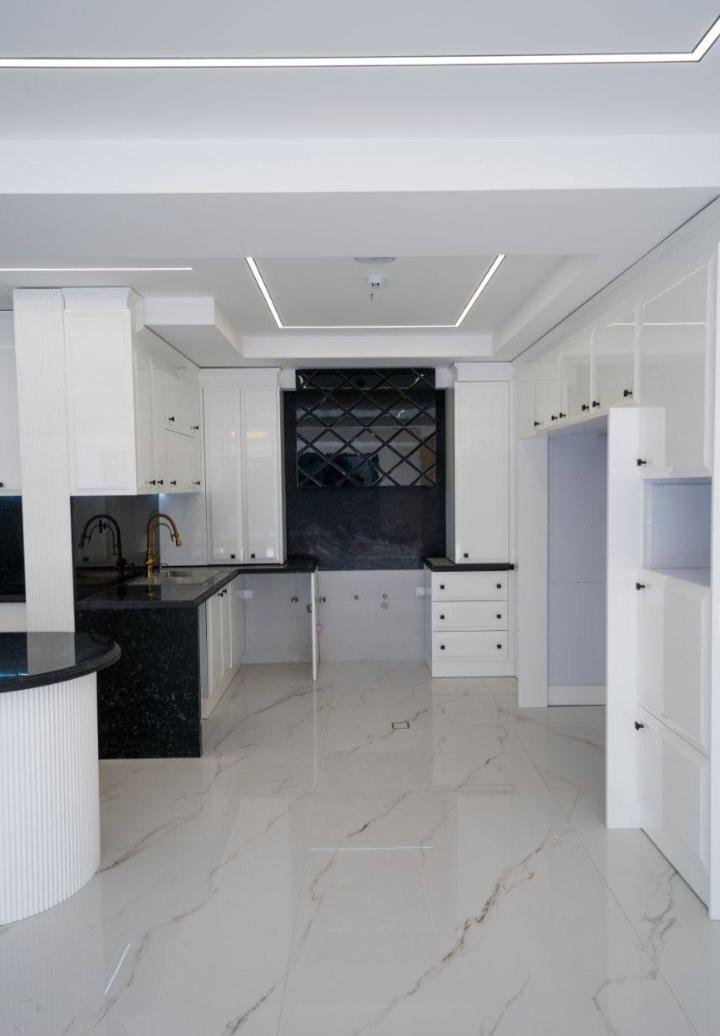 عکس کابینت هوماک چوب