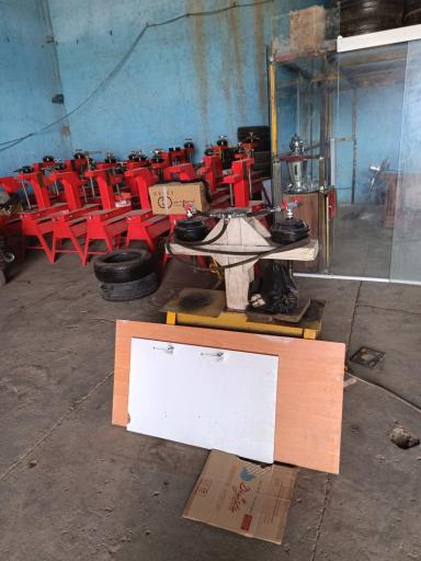 عکس خدمات رینگ و لاستیک بزرگ زاده(سواری و سنگین)