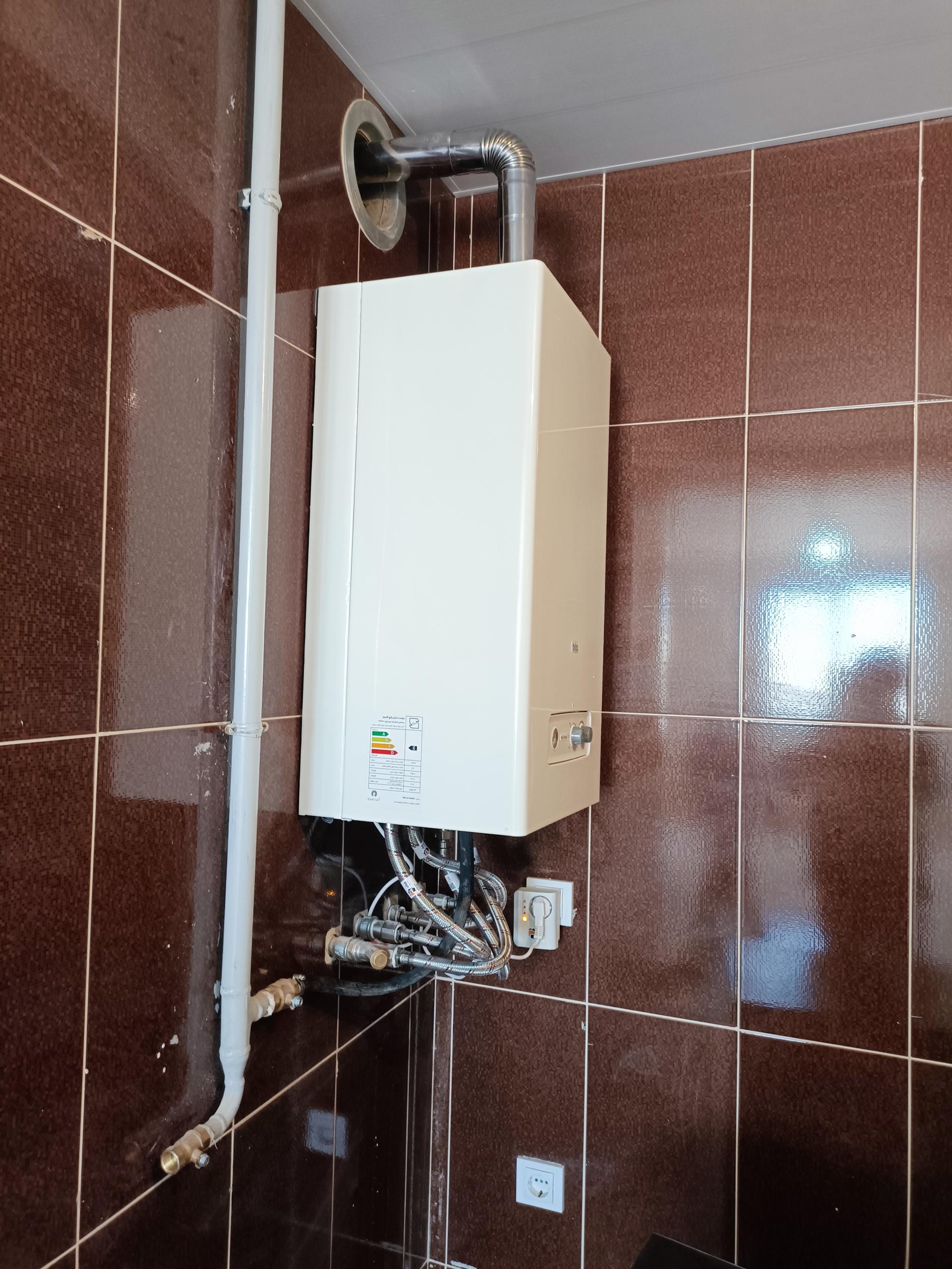 عکس تعمیرات تخصصی پکیج و آبگرمکن نایبی