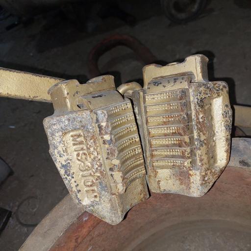 عکس مته فروشی عثمان