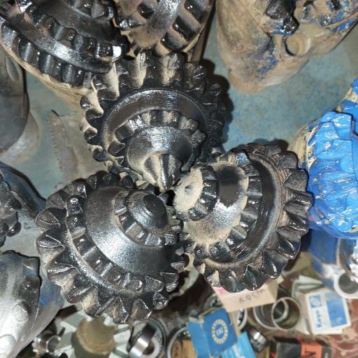 عکس مته فروشی عثمان