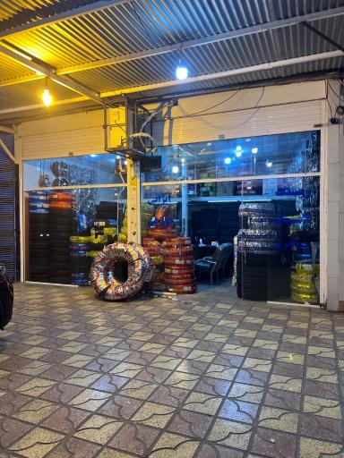 عکس فروشگاه لاستیک جواهری