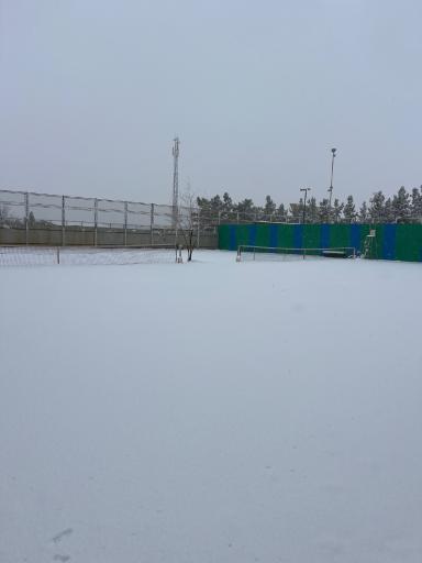 عکس زمین تنیس دانشگاه صنعتی اصفهان