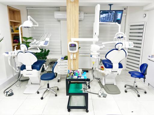 عکس دندانپزشکی دکتر محمدرضا صالحی 