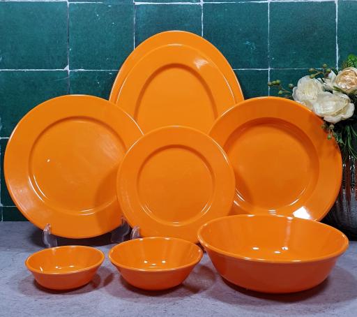 عکس فروشگاه ظروف ملامین تک