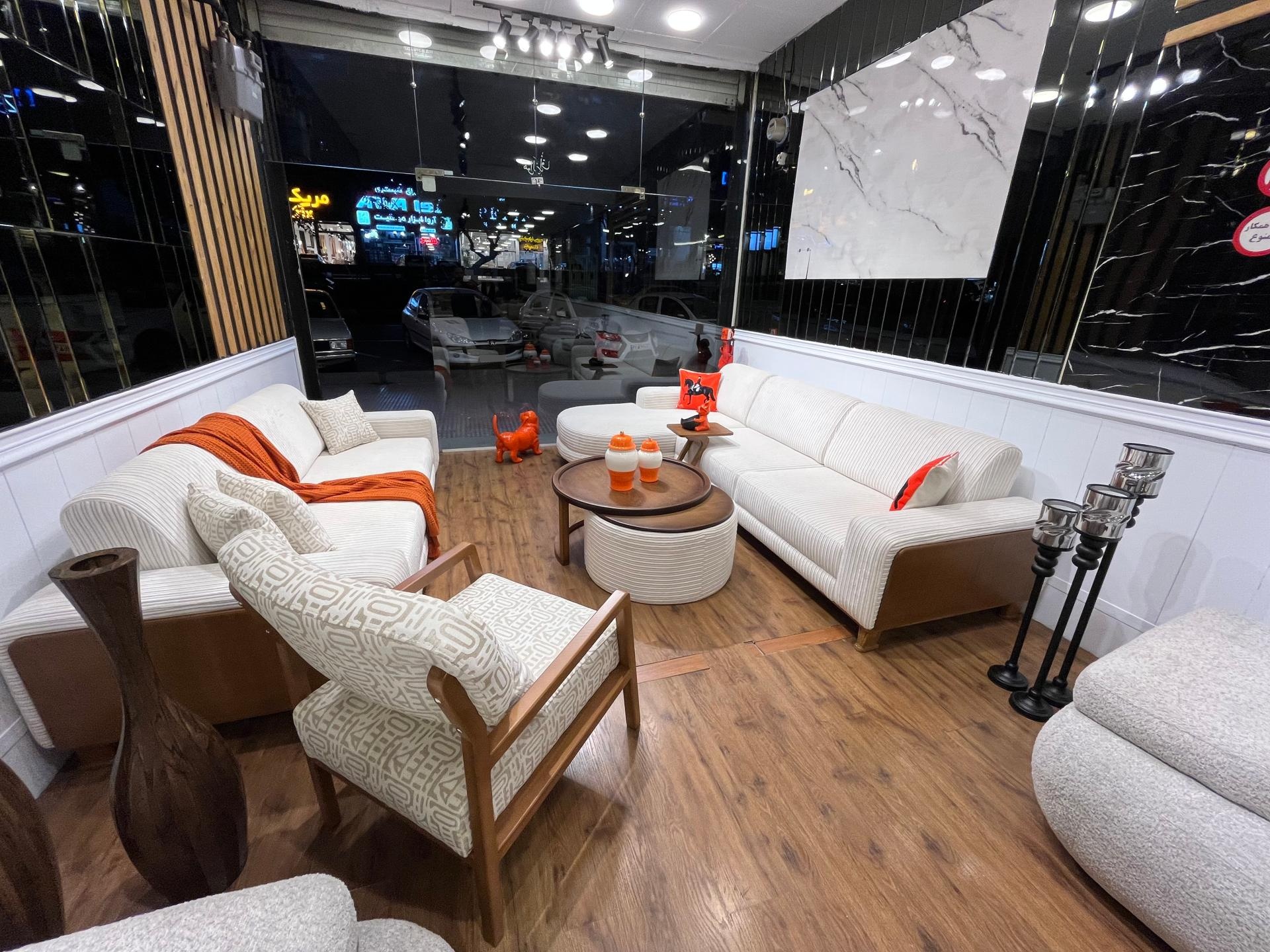 عکس هرمس هوم