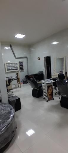 عکس سالن زیبایی شاپرک لند