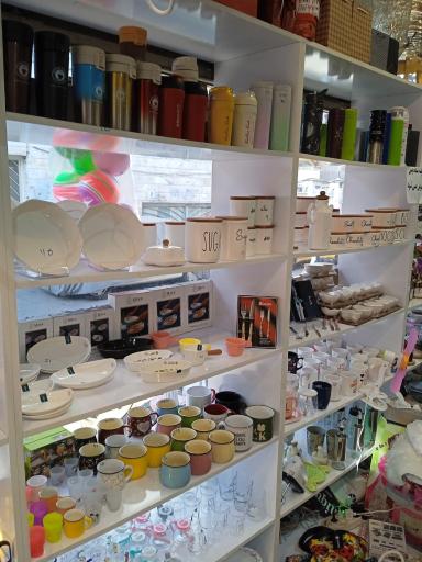 عکس فروشگاه لوازم آشپزخانه دلیارهوم