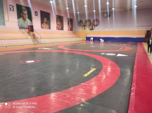 عکس سالن پوریای ولی (مسابقات کشتی المپیاد دانشجویان پسر)