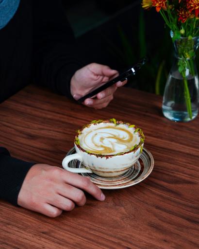 کافه رستوران فرمانیه پارس