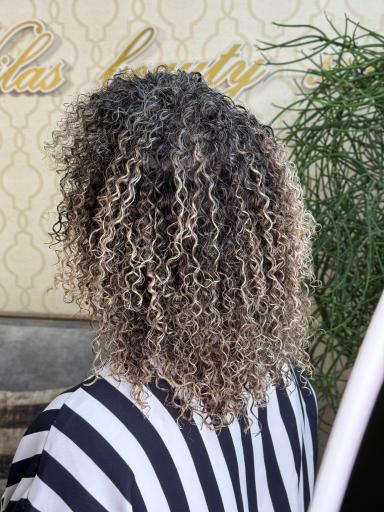 عکس سالن زیبایی نیلان