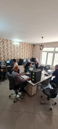 عکس آموزشگاه خط فاصله