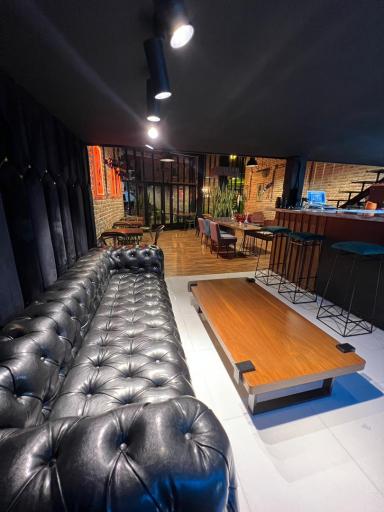 عکس کافه رستوران ارکیده