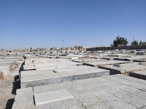 عکس آرامستان قدیم زابل