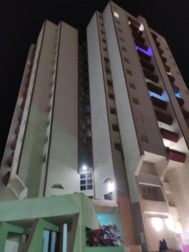 عکس بلندمرتبه ۱