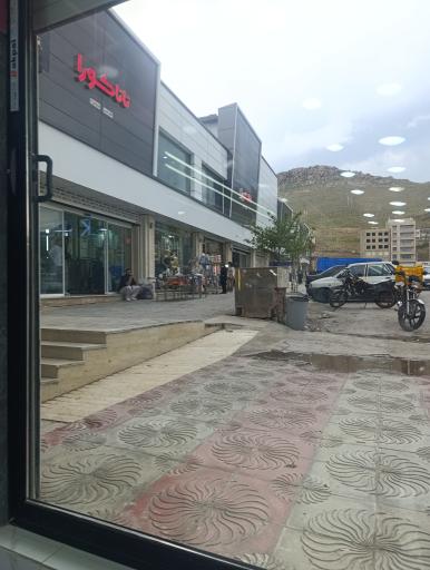 عکس بازار بزرگ تاناکورا مهاباد