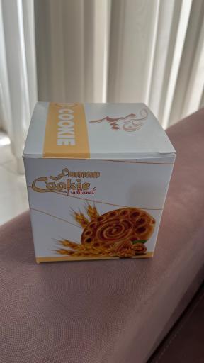 عکس کلوچه میلاد تفضلی