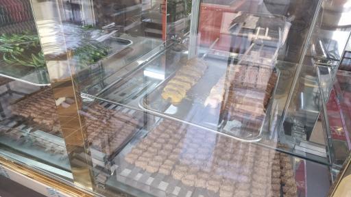 عکس مجموعه غذایی منصورخان