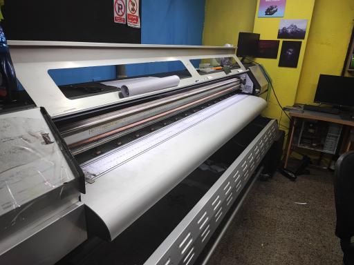 عکس خدمات چاپ و تبلیغات مکعب آبی