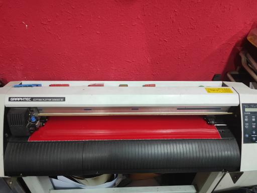 عکس خدمات چاپ و تبلیغات مکعب آبی