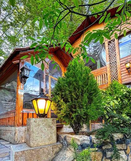 عکس رستوران مجلل معین درباری