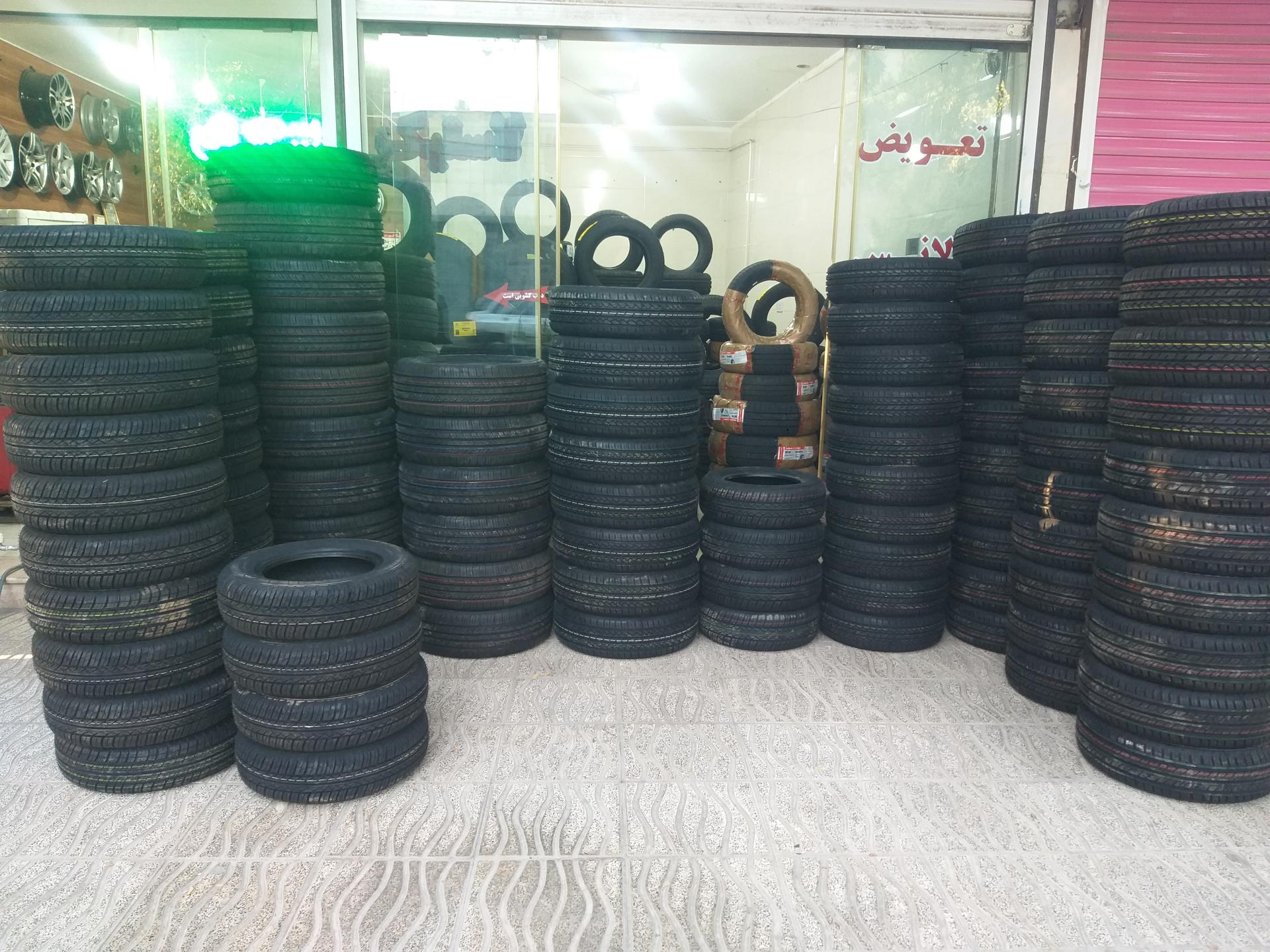 عکس لاستیک فروشی احمد سوری