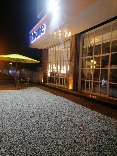 عکس کافه رستوران تی خانه