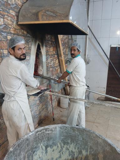 عکس نانوایی سنگک