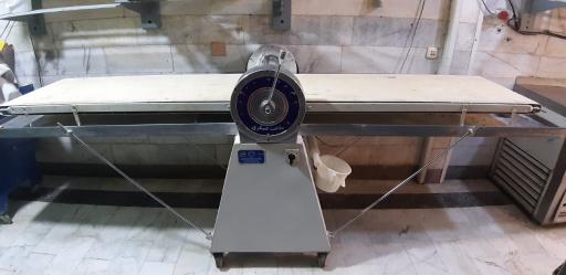 عکس خمیر پهن کن عسکری