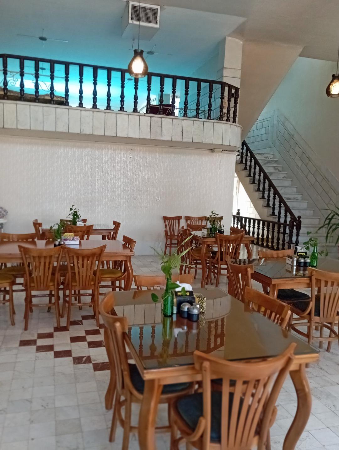 عکس رستوران و سفره خانه سنتی بیشه نو