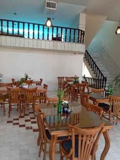 عکس رستوران و سفره خانه سنتی بیشه نو