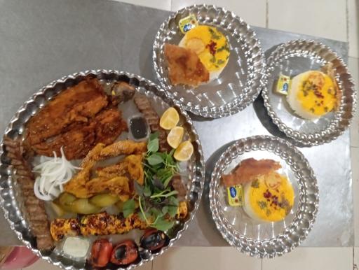 عکس رستوران و سفره خانه سنتی بیشه نو