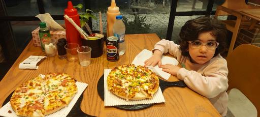 عکس پیتزا مانلی